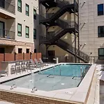 Contemporary Condo In The Heart Of Music Row