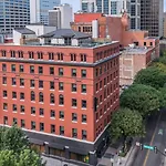 Nashville Studio B Suite 4Br By Maddox Hotel