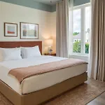 4 Units 16 Guests New 12 South Rooftop Courtyard The Gilmore Holiday home *