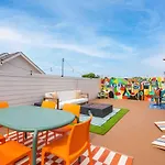Large Full - 10 Min Broadway 16ppl 10 Beds Holiday home *