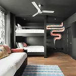 Holiday home Large Full - 10 Min Broadway 16ppl 10 Beds