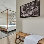Apartment Boots On Broadway In Downtown With Parking, Pool, Gym Nashville
