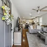 East Sweetie Near To Downtown 2 Bed 2 Bath With Fenced Yard 30 Or Days By Skyrun *