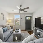 East Sweetie Near To Downtown 2 Bed 2 Bath With Fenced Yard 30 Or Days By Skyrun * Nashville