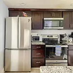 The Little Blue Haus - Two Miles To Broadway Holiday home Nashville