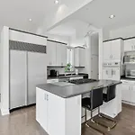Holiday home Stunning Belle Meade Mansion With Luxury Amenities And Hot Tub, Great Summer Rates Nashville