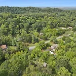 Stunning Belle Meade Mansion With Luxury Amenities And Hot Tub, Great Summer Rates *