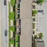 Holiday home Spacious 3-story Townhome W Rooftop & Views
