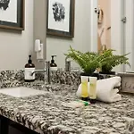 Holiday home Spacious 3-story Townhome W Rooftop & Views Nashville