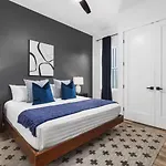 5br Rooftop Retreat 7 Min To Broadway