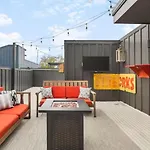 Holiday home 5br Rooftop Retreat 7 Min To Broadway Nashville