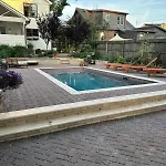 Stylish Renovated Craftsman With Pool And Garden Escape * Nashville