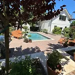 Stylish Renovated Craftsman With Pool And Garden Escape * Nashville