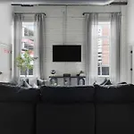 Dibs On By Maddox Apartment *