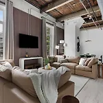 Apartment Harmony Hall By Maddox *