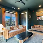 Kays Nook - Thoughtfully Curated Boutique Retreat