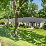 The Eloise By Stay Local Nashville