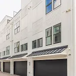 Rosalie At The Lucy By Stay Local Nashville