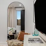Apartment New 2 Luxe Penthouses With Balcony And Views