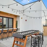 New 2 Luxe Penthouses With Balcony And Views Apartment