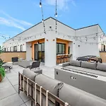 New 2 Luxe Penthouses With Balcony And City Views