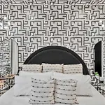 New 2 Luxe Penthouses With Balcony And Views