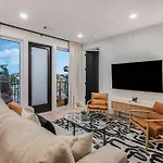 New Ph With Rooftop Lounge And Close To Broadway Apartment Nashville