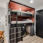 New Ph With Rooftop Lounge And Close To Broadway *