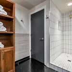 Skyline With Penthouse & Rooftop Deck 6br By Maddox Apartment Nashville