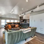 Apartment Skyline With Penthouse & Rooftop Deck 6br By Maddox