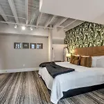 Apartment Skyline With Penthouse & Rooftop Deck 6br By Maddox Nashville