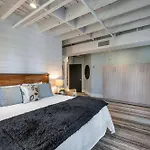 Skyline With Penthouse & Rooftop Deck 6br By Maddox Nashville