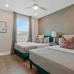 Holiday home Luxe Music Show House Walk To Geodis Park Nashville