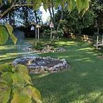 The Place Between The Lakes 4 Bedrooms 4 Beds Holiday home *