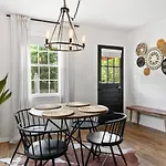 Cozy House In Trendy East With A Patio And Grill * Nashville