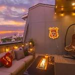 Holiday home Luxury - Fire Table Balcony & Views