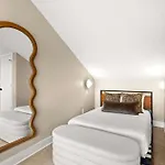 Earth At 8th & Argyle Elite Vacation Spot * Nashville