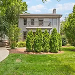 12 South Walk To Belmont With Deck And Patio Holiday home *
