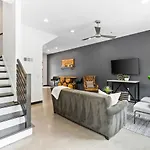 12 South Walk To Belmont With Deck And Patio Nashville