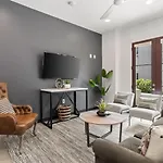 12 South Walk To Belmont With Deck And Patio * Nashville
