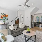 12 South Walk To Belmont With Deck And Patio *
