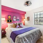 Pink Dreams - Walk To Live Music, Bars, Restaurants - Free Parking * Nashville