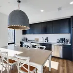 Boutique On Riverfront- Park Free Holiday home Nashville