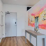 Boutique On Riverfront- Park Free *