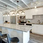 Bougie Squirrel Glam Pad Holiday home *