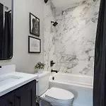 Downtown Views Glam Stations Close To Broadway Nashville