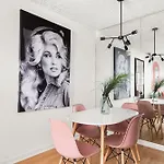 Dolly's Daydream On Music Row! Apartment Nashville