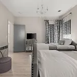 Stella | Downtown Gulch | 7 Min Drive To Broadway!
