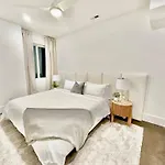 Archer House | Hot Tub Rooftop | Downtown Luxury! * Nashville
