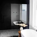 Holiday home Archer House | Hot Tub Rooftop | Downtown Luxury! Nashville